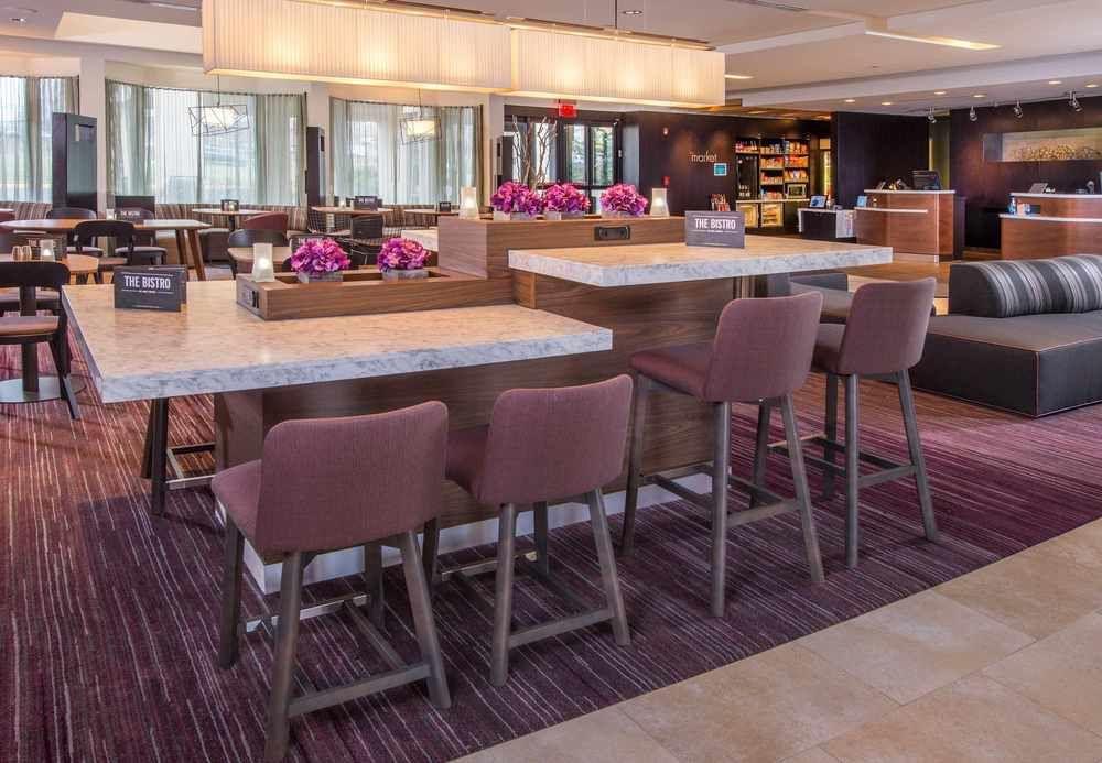 Отель Courtyard By Marriott Fairfax Fair Oaks Экстерьер фото