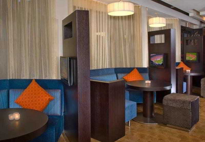 Отель Courtyard By Marriott Fairfax Fair Oaks Экстерьер фото